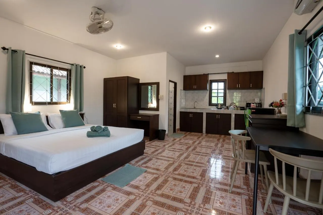 Vakantiehuis Lanta School Beach Resort Ko Lanta