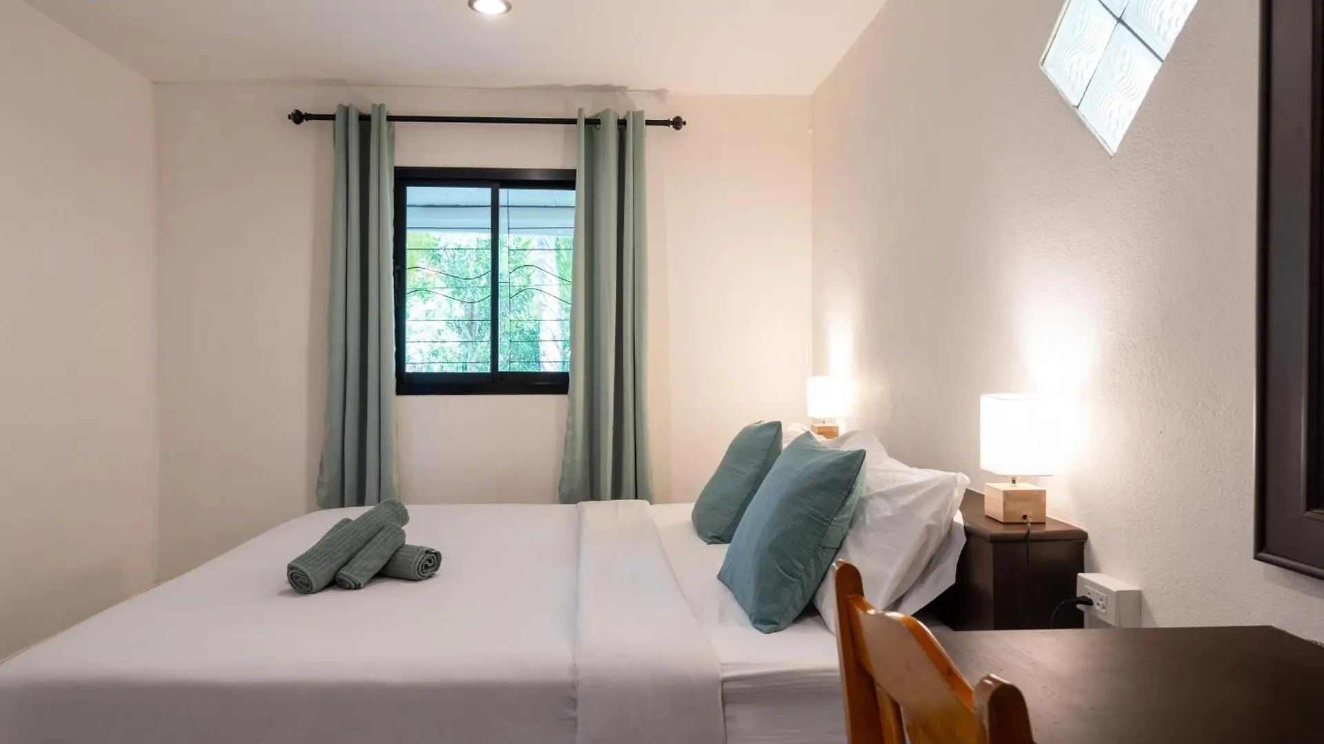 Lanta School Beach Resort Ko Lanta