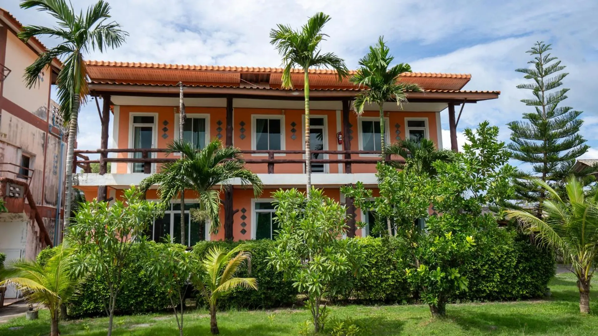 Lanta School Beach Resort Ko Lanta